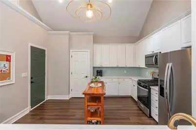 704 Gardenside Circle SE, Marietta, GA 30067 - Photo 13