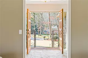 5666 Redcoat Run, Smoke Rise, GA 30087 - Photo 7