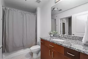 250 Pharr Rd NE, Atlanta, GA 30305 - Photo 17