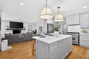 3811 N Stratford Rd NE, Atlanta, GA 30342 - Photo 9