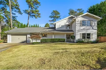 3811 N Stratford Road NE, Atlanta, GA 30342 - Photo 1