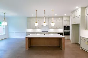 8350 Creekside Overlook Dr, Gainesville, GA 30506 - Photo 11