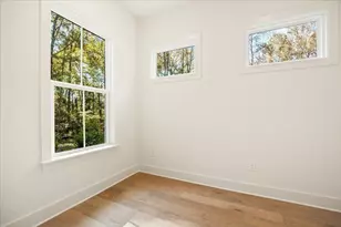 8330 Creekside Overlook Dr, Gainesville, GA 30506 - Photo 3