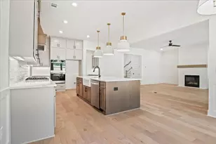 8330 Creekside Overlook Dr, Gainesville, GA 30506 - Photo 15