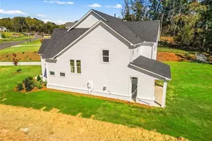 8415 Beryl Overlook, Gainesville, GA 30506 - Photo 3