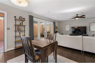 14 Sycamore Square, Decatur, GA 30030 - Photo 11