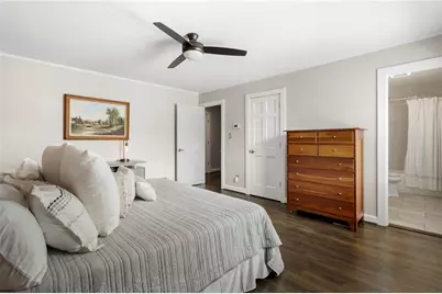 14 Sycamore Square, Decatur, GA 30030 - Photo 17