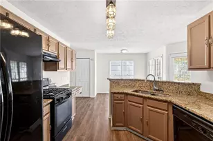 3290 Rock Creek Dr, Rex, GA 30273 - Photo 9