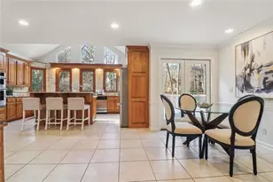 8800 Glen Ferry Dr, Johns Creek, GA 30022 - Photo 11