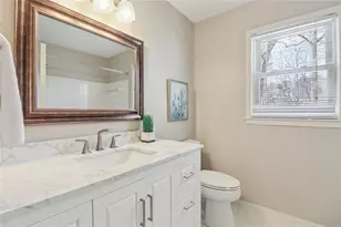 8800 Glen Ferry Dr, Johns Creek, GA 30022 - Photo 25