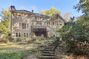 8800 Glen Ferry Dr, Johns Creek, GA 30022 - Photo 31