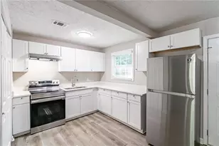 1669 Freedom Valley, Decatur, GA 30032 - Photo 7