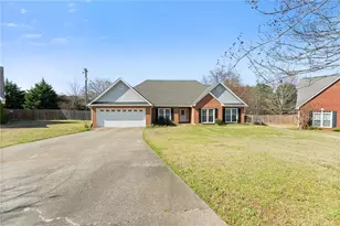 1200 Sunrise Field Ct, Lawrenceville, GA 30043 - Photo 5