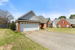 1200 Sunrise Field Ct, Lawrenceville, GA 30043 - Photo 3