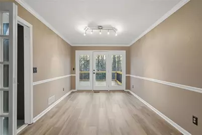 1543 Glencrest Trail, Lawrenceville, GA 30043 - Photo 7