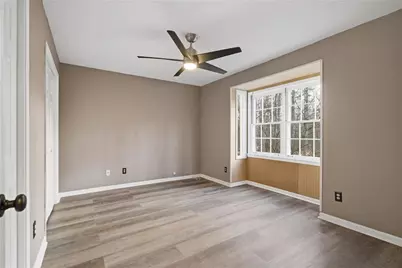 1543 Glencrest Trail, Lawrenceville, GA 30043 - Photo 17