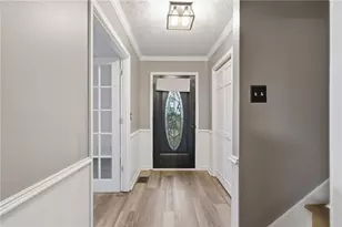 1543 Glencrest Trail, Lawrenceville, GA 30043 - Photo 3