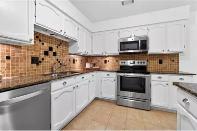 4590 Village Oaks Circle, Dunwoody, GA 30338 - Photo 5