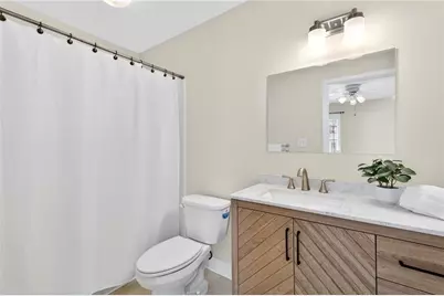 4590 Village Oaks Circle, Dunwoody, GA 30338 - Photo 35