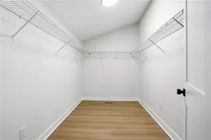 127 Perry St, Loganville, GA 30052 - Photo 11