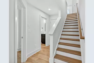 4455 Dandelion Lane, Atlanta, GA 30342 - Photo 9