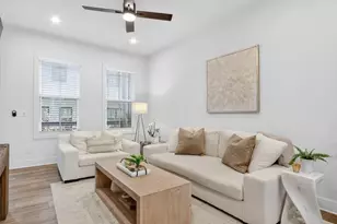 4455 Dandelion Ln, Atlanta, GA 30342 - Photo 15