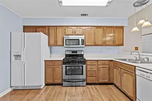 380 Indus Ln, Lawrenceville, GA 30044 - Photo 7