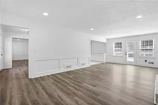 313 Summit Ridge Dr, Lawrenceville, GA 30046 - Photo 5