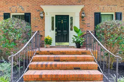 854 Newcastle Drive SW, Lilburn, GA 30047 - Photo 7