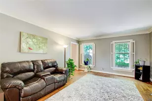 854 Newcastle Dr SW, Lilburn, GA 30047 - Photo 9