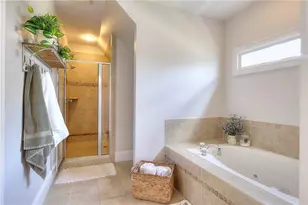 1376 Benteen Park Dr SE, Atlanta, GA 30315 - Photo 19