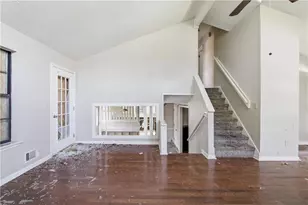 5641 Clifton Pl, Stone Mountain, GA 30087 - Photo 11