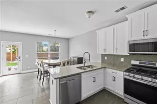 133 Worthing Ln, Fairburn, GA 30213 - Photo 9