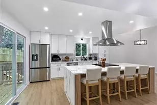 3741 Northpoint Dr, Marietta, GA 30062 - Photo 3