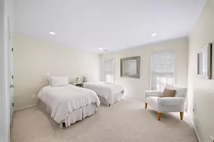 300 Nell Ct, Atlanta, GA 30342 - Photo 29