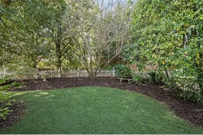 300 Nell Court, Atlanta, GA 30342 - Photo 39