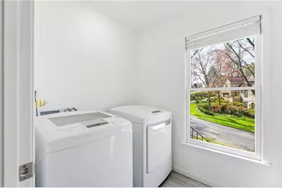 33 Plantation Drive NE #B, Atlanta, GA 30324 - Photo 23