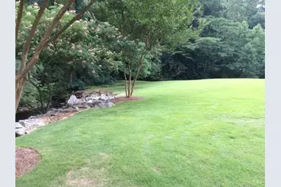 33 Plantation Drive NE #B, Atlanta, GA 30324 - Photo 35