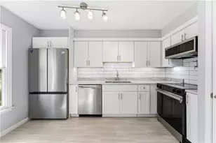 33 Plantation Dr NE, Atlanta, GA 30324 - Photo 17