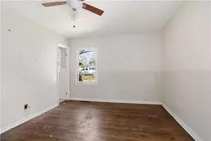 256 Silver Springs Cir SW, Atlanta, GA 30310 - Photo 23