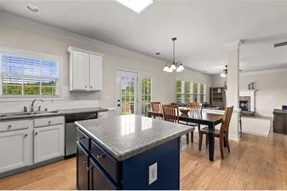 6222 Sapphire Court, Sugar Hill, GA 30518 - Photo 9