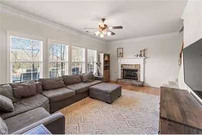 6222 Sapphire Court, Sugar Hill, GA 30518 - Photo 17