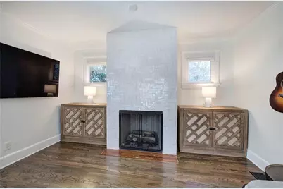 811 Verner Street NW, Atlanta, GA 30318 - Photo 9