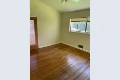 6840 Sunny Brook Lane NE, Atlanta, GA 30328 - Photo 7