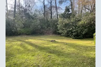6840 Sunny Brook Lane NE, Atlanta, GA 30328 - Photo 3