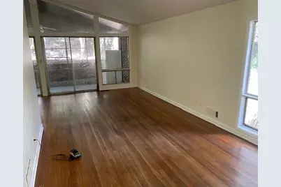 6840 Sunny Brook Lane NE, Atlanta, GA 30328 - Photo 3