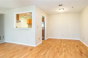 2683 Vinings Central Dr SE, Atlanta, GA 30339 - Photo 13