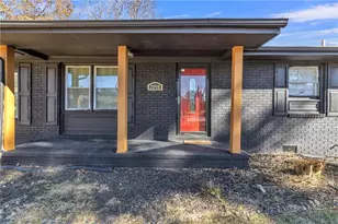 2958 Holcomb Ct, East Point, GA 30344 - Photo 3