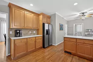 2245 Duncans Shore Dr, Buford, GA 30519 - Photo 9