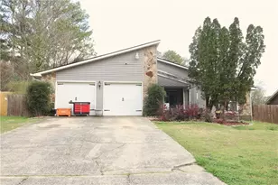 9396 Forest Knoll Dr, Jonesboro, GA 30238 - Photo 1